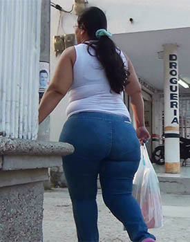 Mega Ass In Jeans